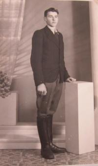 Antonín Zapletal v roce 1941