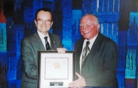 09 Edvard Outrata - kanadské vyznamenání