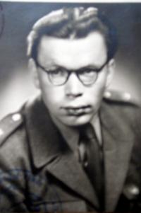 Jindřich Tesař v mládí