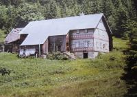 Dům v osadě Urlich ve kterém prožil dětství František Stanzel