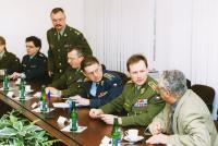 05 Jednání na ambasádě USA