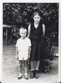 Se sestrou Gabrielou