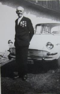 Strýc František Řepka, který za války bydlel s rodinou u Rafajů a spolupracoval s partyzány
