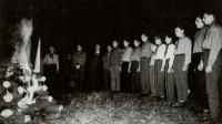Prví členovia 2. odd. skladali na štátnu zástavu a do rúk svojho vodcu Akelu skautský sľub-27. 10. 1968.