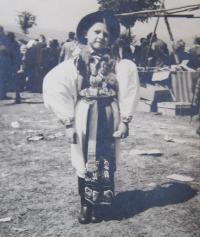 A friend of Anna Stančíková (Bachanová) at St Anthony’s in Blatnice dress