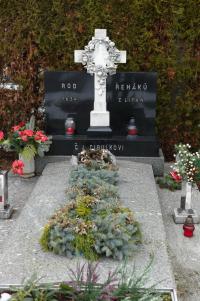 The Řehák family grave