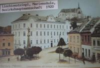 Horní náměstí ve  Šternberku  v roce 1920