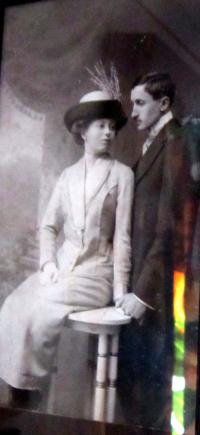 Rodiče Rudolf a Anna Luxovi