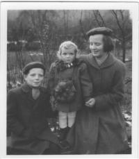 Jana Fialková se sourozenci