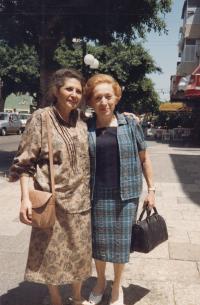 Růžena Brösslerová a Anna Lorencová, Tel Aviv, 80. léta