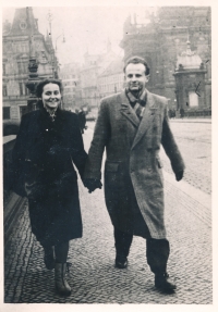 Jiří Pilka s manželkou (1949)