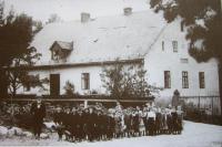 Obecní škola v Nových Vilémovicích v roce 1910