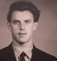 Nevlastní bratr Kurt Pfertner