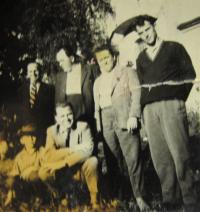 Rodina na Křížovém vrchu