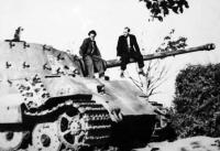 Lanžhot. "Královský Tygr" zničený nedaleko městečka (1945) 