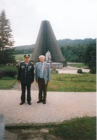 Michal Vasilko druhý zprava