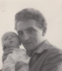 1958; with his first daughter Noemi