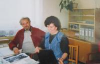 Bohumil Robeš jako tajemník MNV Holubice v roce 1990