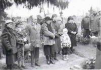 pohřeb gen. Sachra pod taktovkou STB