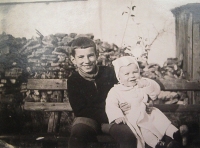 S bratrancem Františkem, který po válce emigroval do JAR.