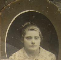 Příbuzná Jeleny Podhájské-Jarmoljuk 