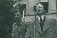 Jan Vavrda (vlevo) na oslavách osvobození v Boňově
