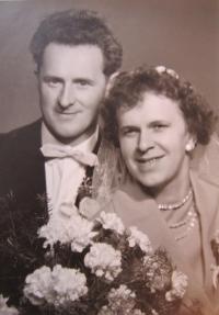 Svatební fotografie Aloise a Marie Čočkových