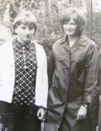 Drahomíra Šinoglová s kamarádkou