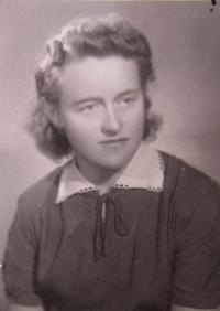 Elisabet Klamertová in her youth