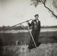 Ivo Zapletal na farmě ve Vlčicích