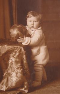 Ivo Zapletal v dětství