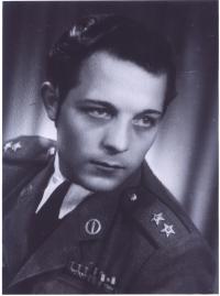 Mikuláš Hulín na konci druhé světové války (1945)