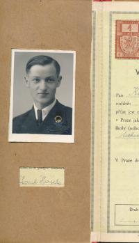 Studijní průkaz Karla Hoška