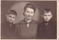 Viktorie Ivancová with her sons Jan and Jaroslav