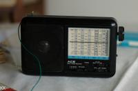 Rádio s krátkými vlnami pro poslech rušeného vysílání