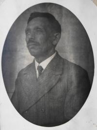 Otec Anny Pokorné, Karlovicko, cca 1920