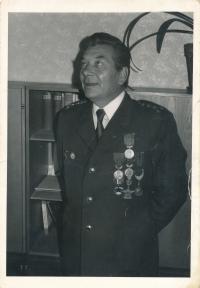 Capitain A. Karel (1975)