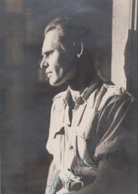 Jaroslav Foglar v roce 1942