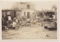 Zdevastovaný statek ve Lkáni