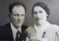 Anna Voštová and Augustin Rukavička in their wedding photograph (19th April 1941)