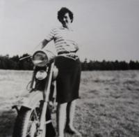 Miloslava se svou motorkou