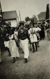 The first may day in old Lublicích before the second world war