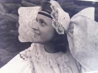 Libuše Přibová v kroji