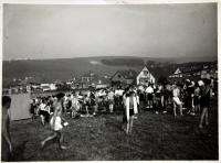 tábor mládeže v Brightonu v roce 1937