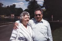 S druhou manželkou, 1989