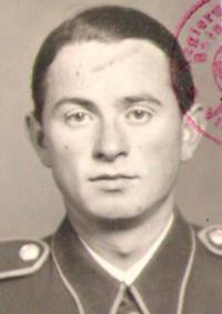 Dalibor Knejfl, 1944