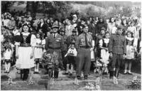 Ceremony after the war, Dalibor Knejfl in the middle