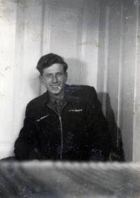 Pamětník Miroslav Karmazin-Pin na fotografii