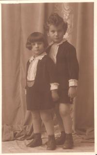 Eliska with her brother in 1928