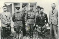 Část partyzánského oddílu "Za Prahou", květen 1945, Kamenice nad Lipou, M.Meloun první zprava